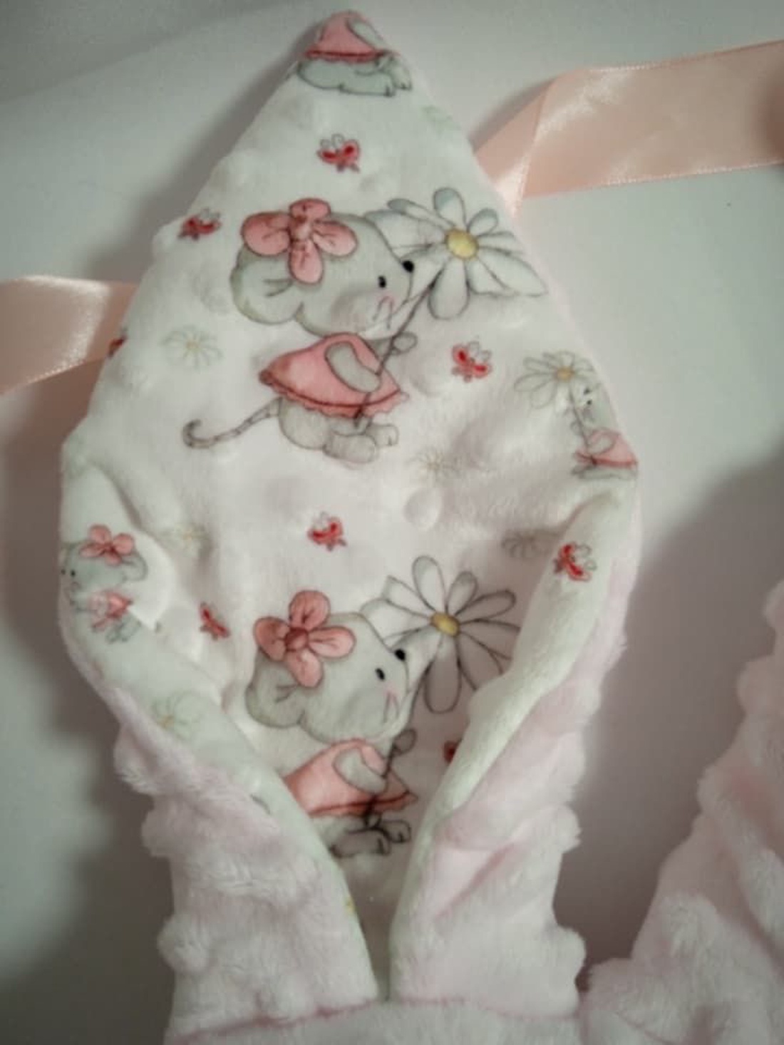 Pernă iepuraș - jucării și echipamente pentru copii - cadouri baby shower - Artynos.ro Pernă iepuraș - jucării și echipamente pentru copii - cadouri baby shower - Artynos.ro