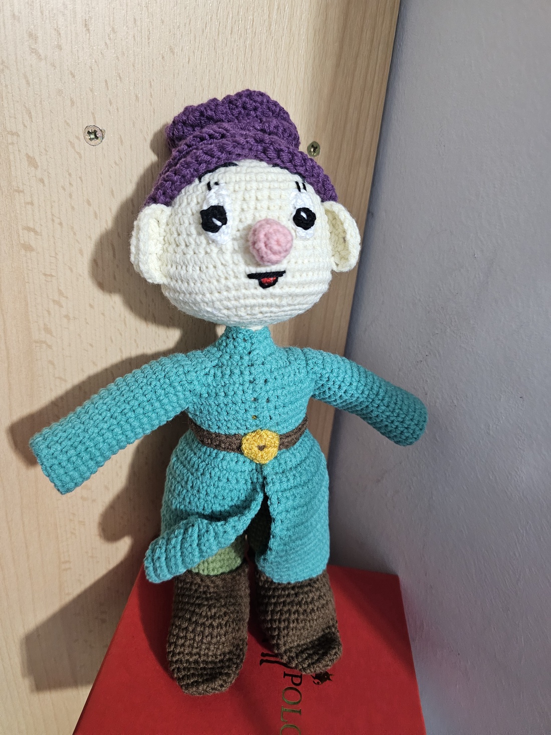 Piticul Mutulică - jucării și echipamente pentru copii - plușuri - personaje de basm din pluș - Artynos.ro Piticul Mutulică - jucării și echipamente pentru copii - plușuri - personaje de basm din pluș - Artynos.ro