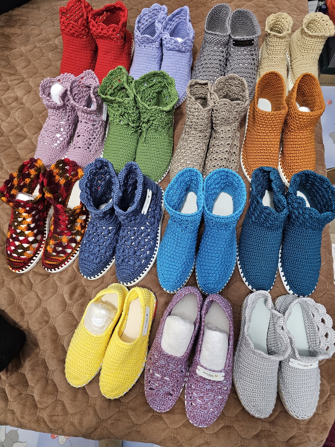 Ghetuțe croșetate - îmbrăcăminte și modă - pantofi, papuci, șosete - adidași - Artynos.ro Ghetuțe croșetate - îmbrăcăminte și modă - pantofi, papuci, șosete - adidași - Artynos.ro