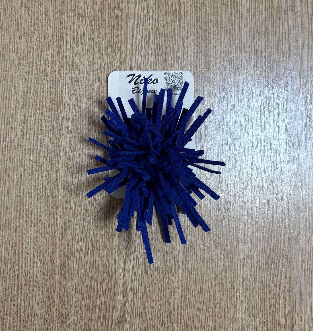 Broșă colorată  - bijuterii - broșe - Artynos.ro