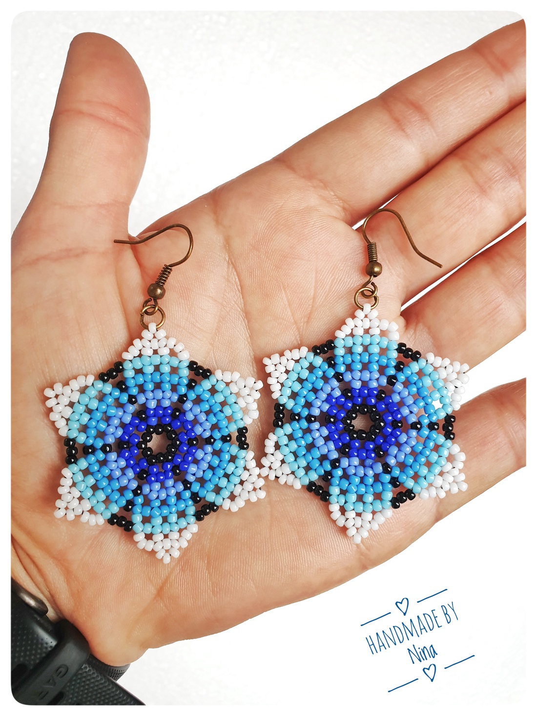 Cercei Floare lucrați manual cu mărgele  - bijuterii - cercei - cercei din mărgele - Artynos.ro