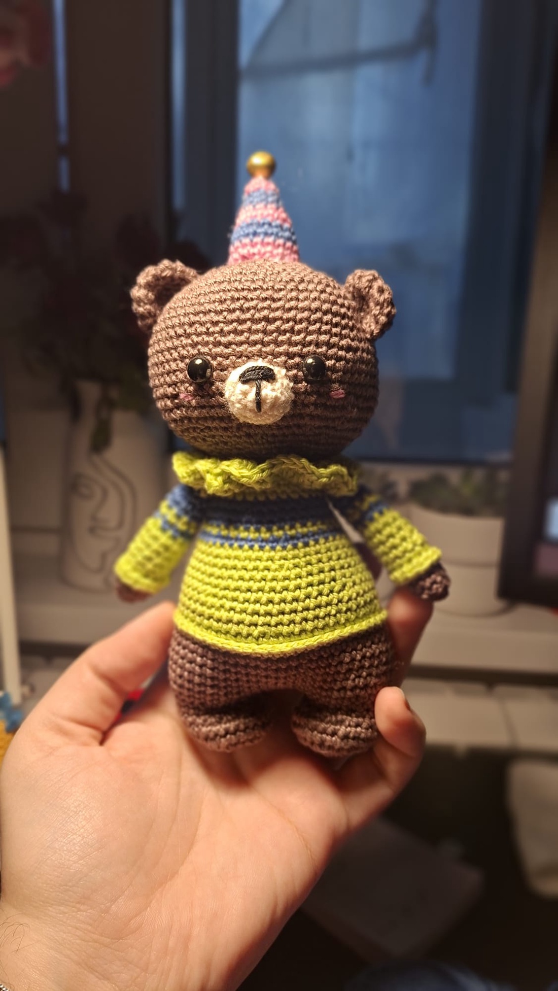 Jucărie croșetată Ursulețul Circar - jucării și echipamente pentru copii - plușuri - ursuleț de pluș - Artynos.ro