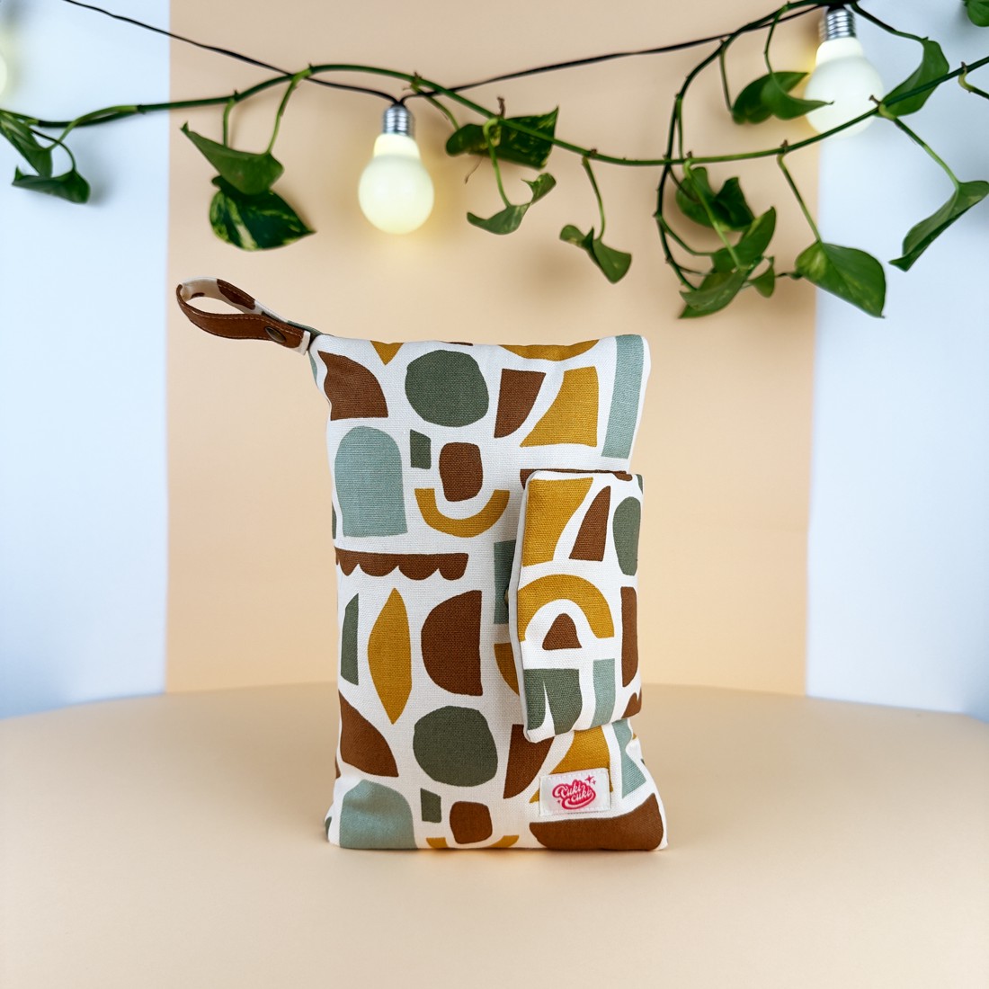 Șervețel umed pentru schimbarea scutecului cu absorbant impermeabil - CukiCuki - Cuddle Collection -  - Artynos.ro