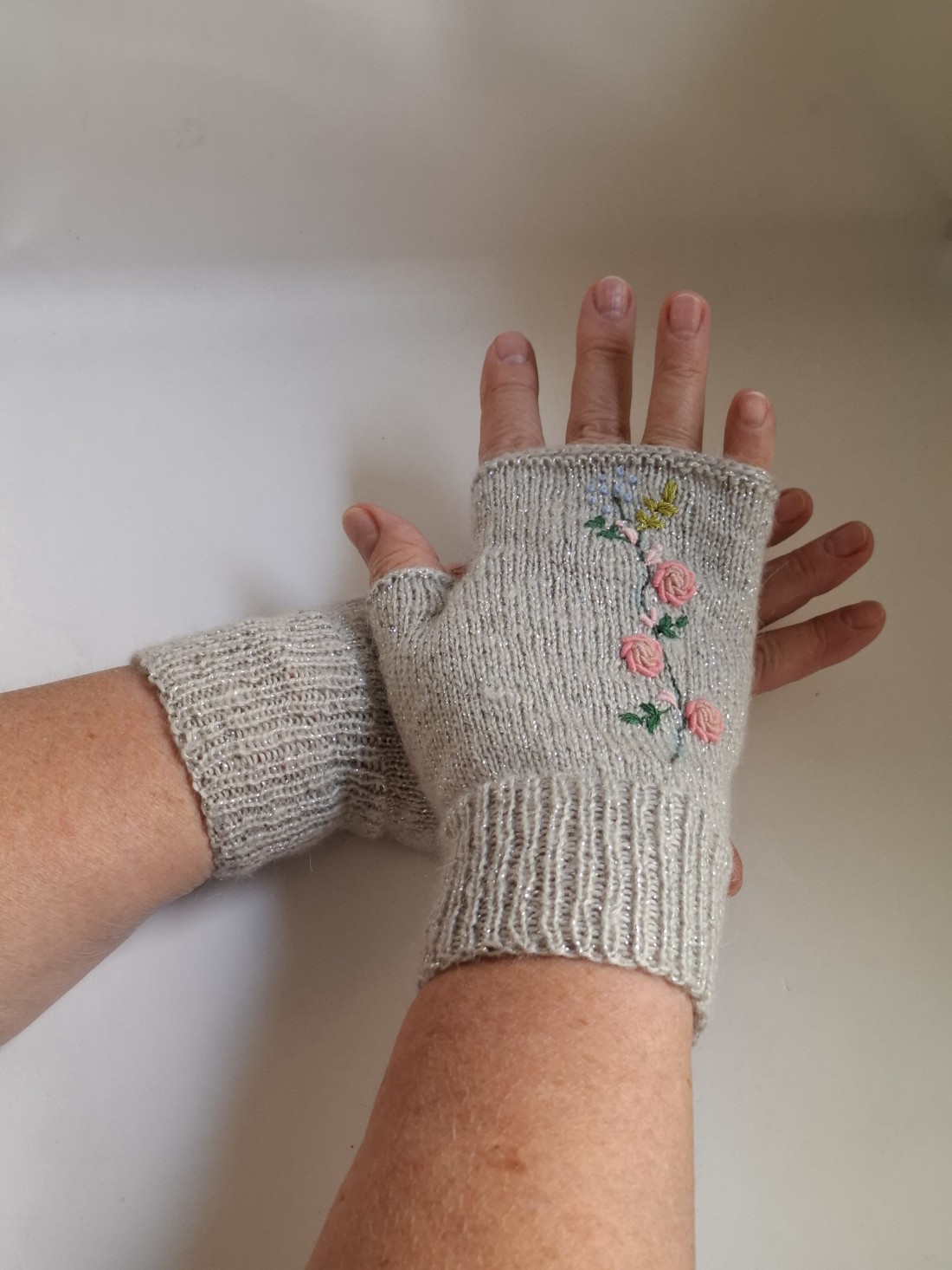 Mănuși tricotate manual, încălzitor de mână -  - Artynos.ro