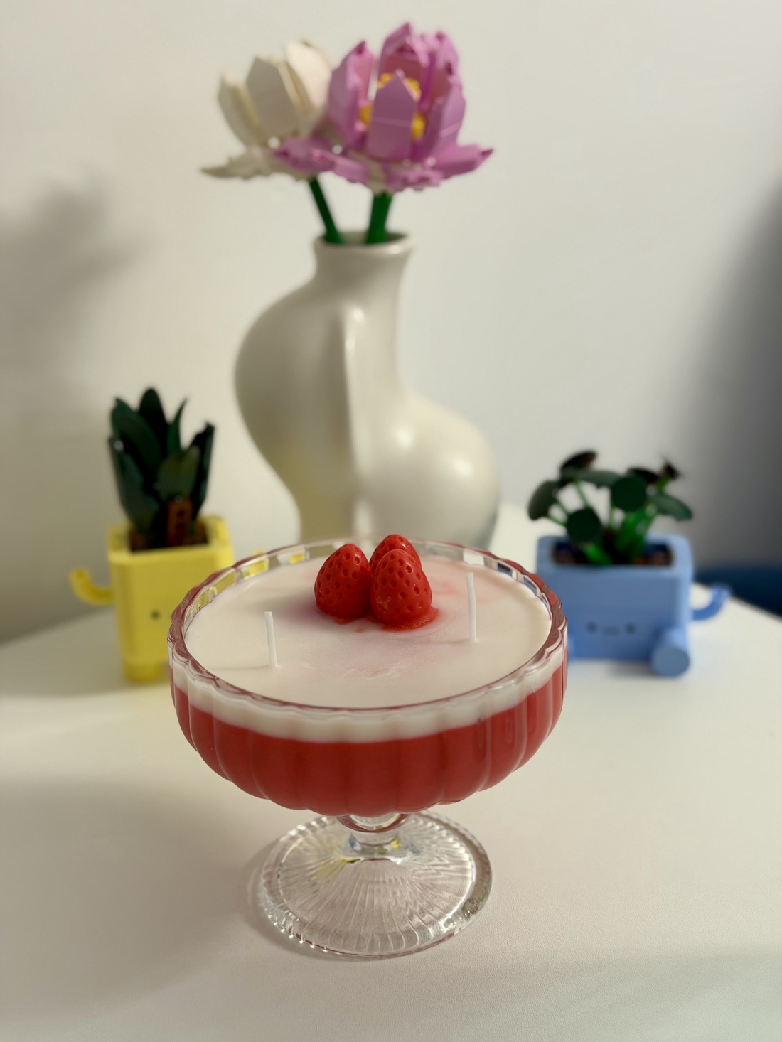 Lumânarea parfumata Strawberry Martini - casă & stil de viață - lumânări, parfumuri, arome - ceară parfumată - Artynos.ro