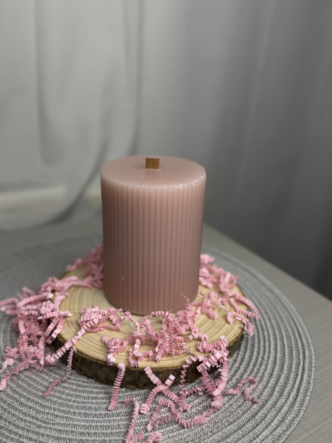 Lumanare cilindrică striată  - casă & stil de viață - lumânări, parfumuri, arome - suport de lumânări - Artynos.ro