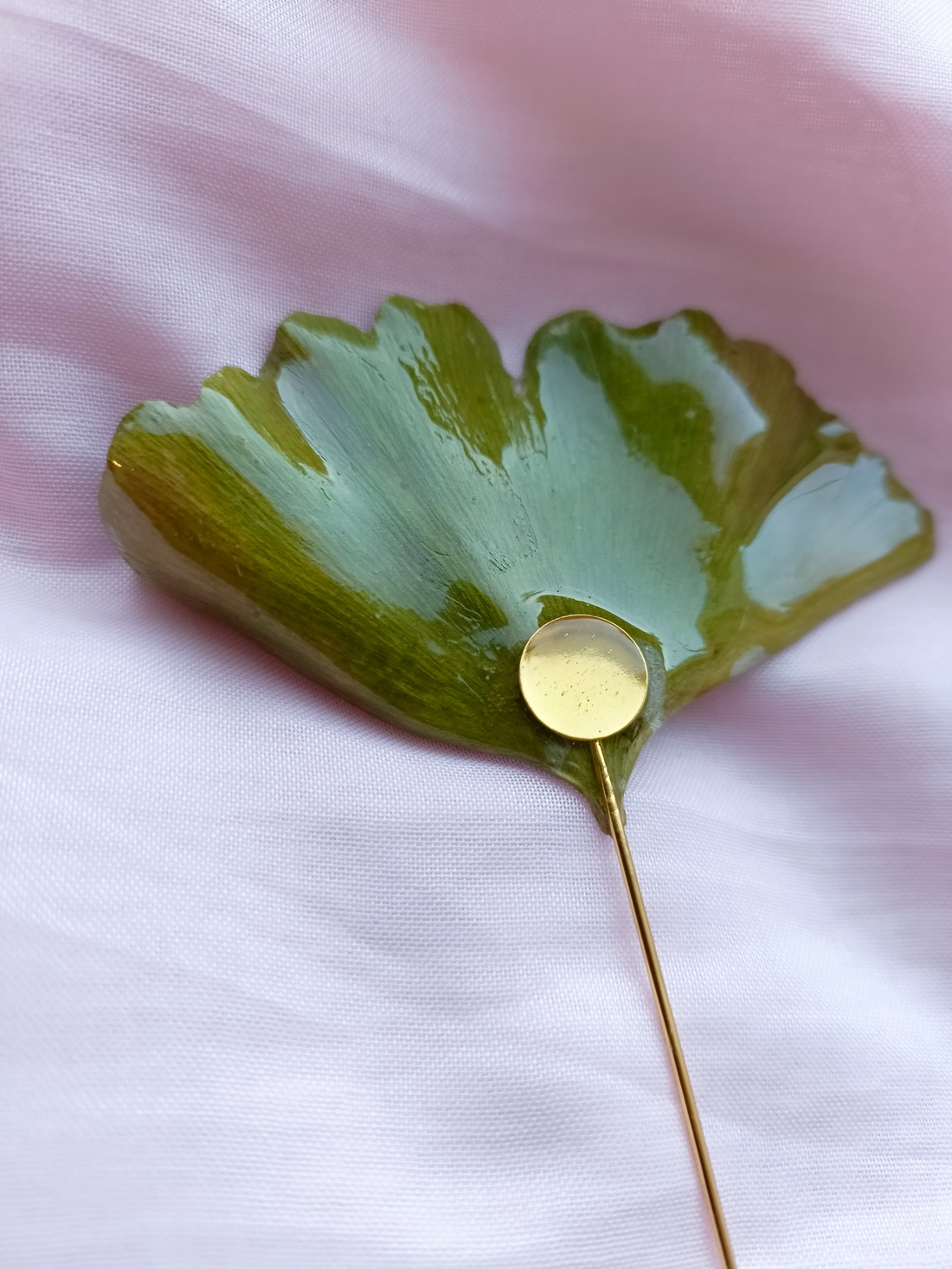 Broșă Ginkgo Biloba - bijuterii - broșe - Artynos.ro