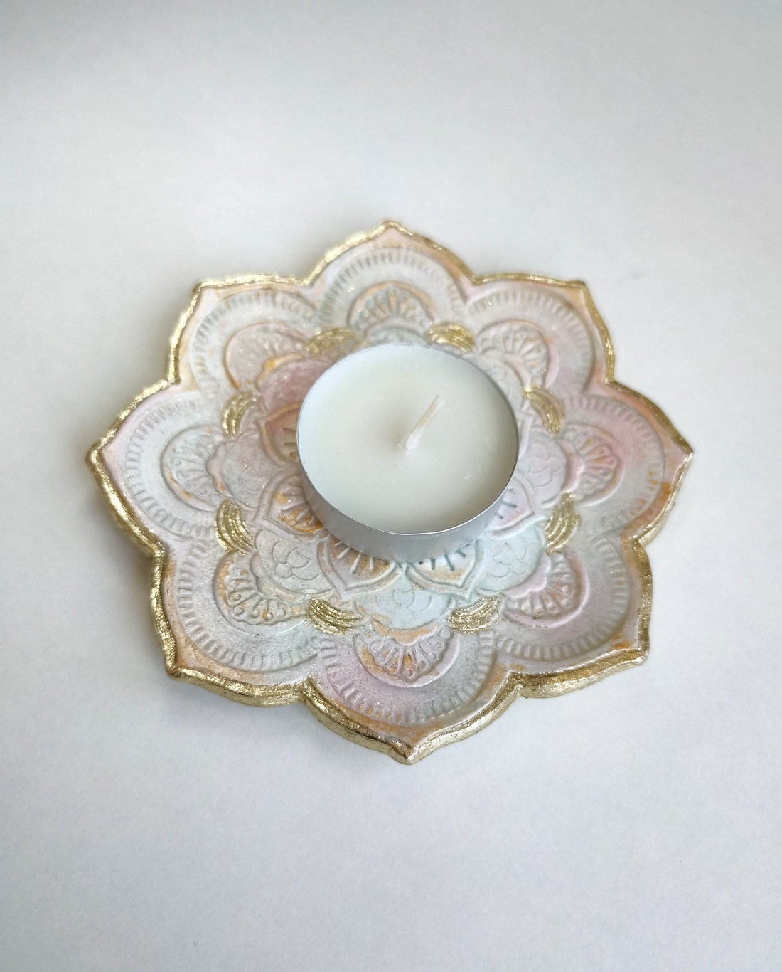 Farfurie decortivă Mandala pastel - bijuterii - suporturi și cutii de bijuterii - stand bijuterii - Artynos.ro