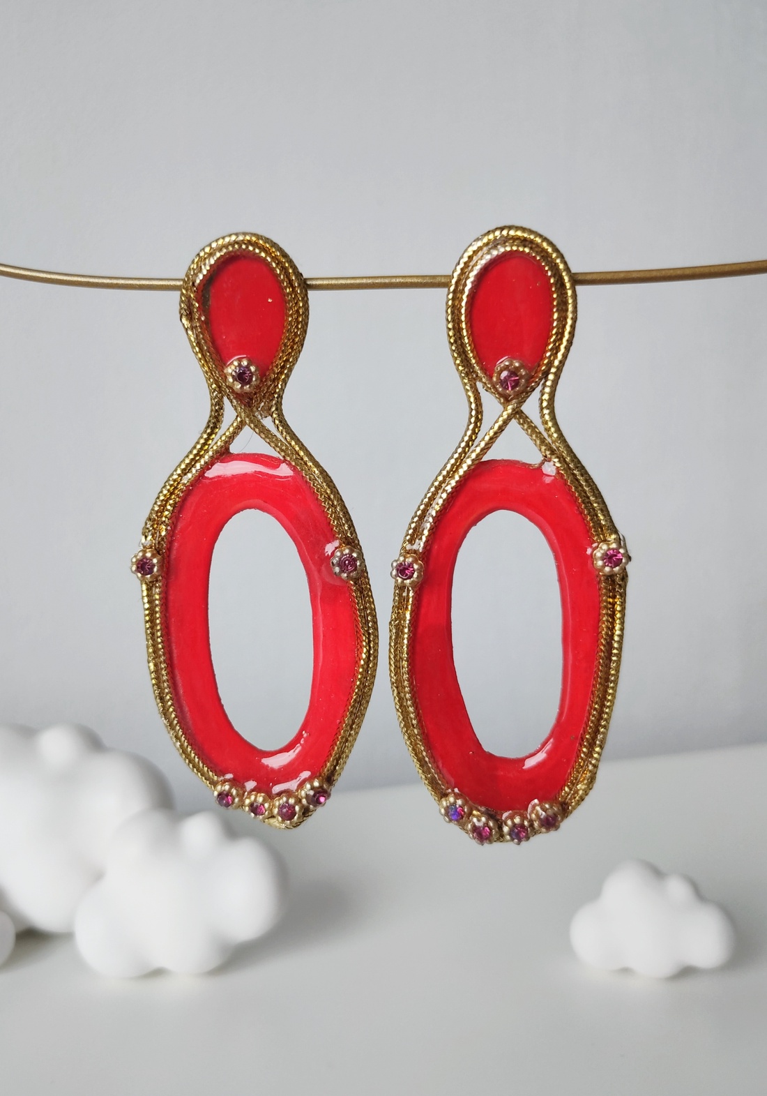 Cercei Red Extravaganza - bijuterii - cercei - cercei din rășină - Artynos.ro