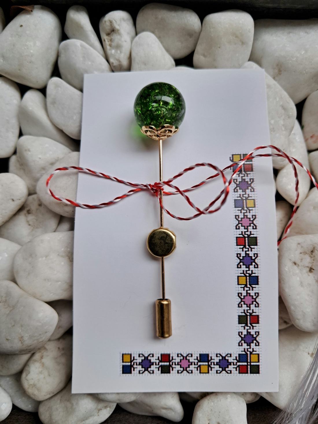 Martisor Candy pin verde - bijuterii - mărțișor - Artynos.ro