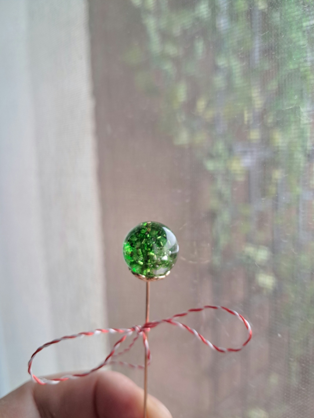 Martisor Candy pin verde - bijuterii - mărțișor - Artynos.ro