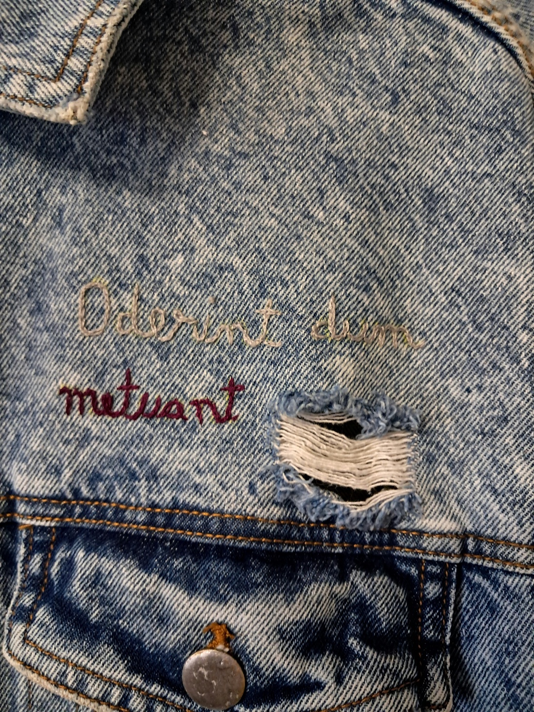 Geaca The Nun unicat - îmbrăcăminte și modă - haine bărbați - geacă bărbați - Artynos.ro