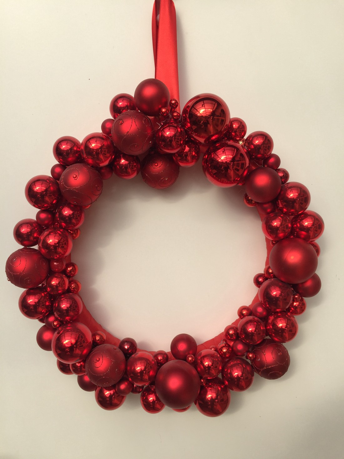 Red Giant advent decorare ușă cu sfere, dimensiune gigant: 80cm -  - Artynos.ro