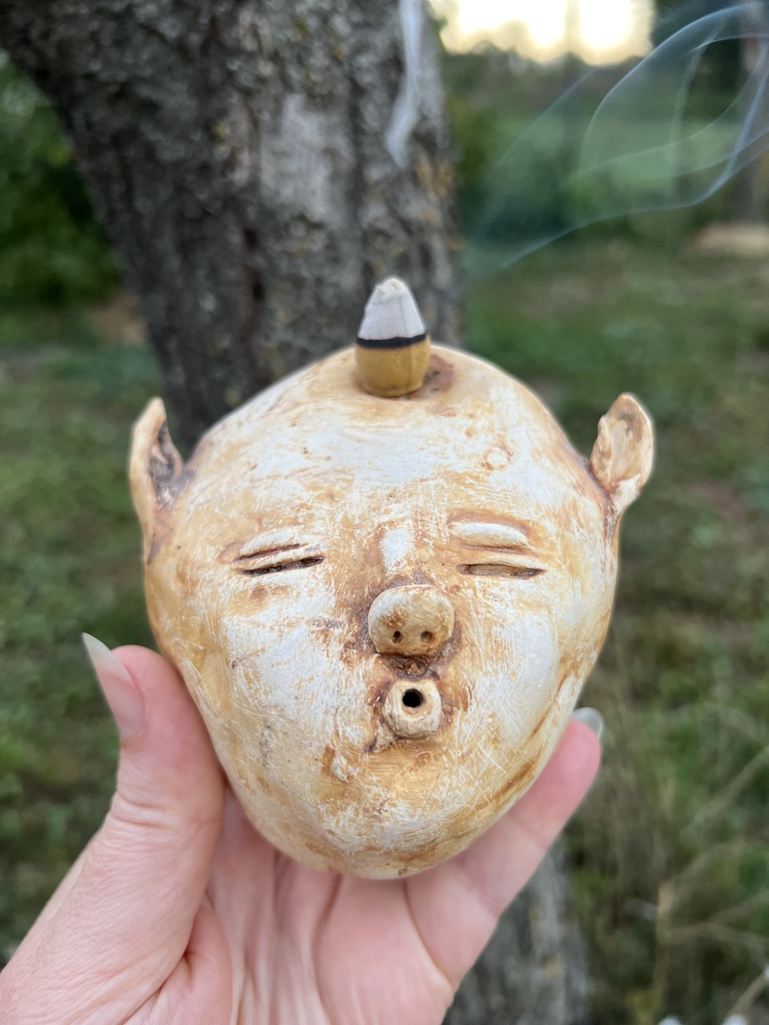 Suport de tămâie troll din ceramică realizat manual - cap de spiriduș special, decorațiuni pentru casă vrăjitoare și boemă - - Artynos.ro Suport de tămâie troll din ceramică realizat manual - cap de spiriduș special, decorațiuni pentru casă vrăjitoare și boemă - - Artynos.ro