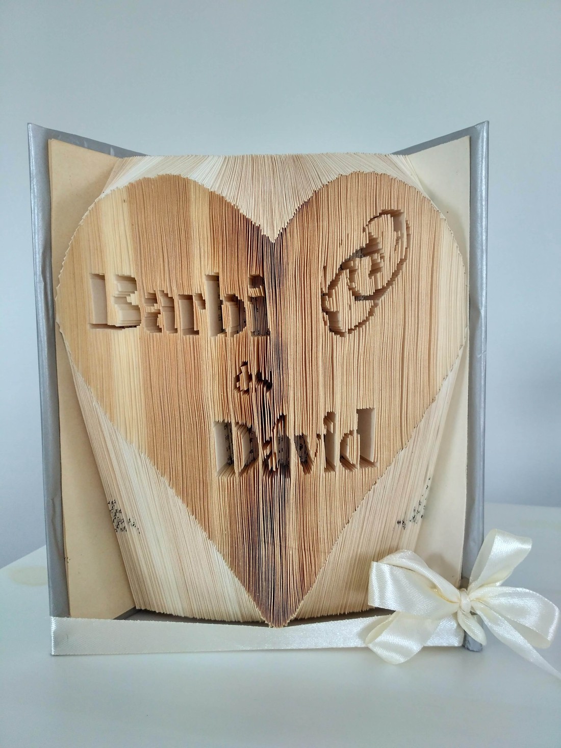 Ceremonia de căsătorie sculptura carte - casă & stil de viață - accesorii pentru decorat casa - decorațiuni de masă și decorațiuni pentru rafturi  - sculptură de carte, carte pliată - Artynos.ro
