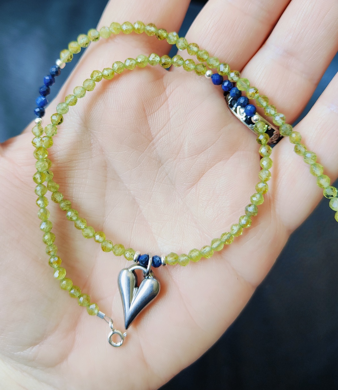 Colier 'Sweet ' cu peridot  - bijuterii - coliere - coliere din mărgele - Artynos.ro