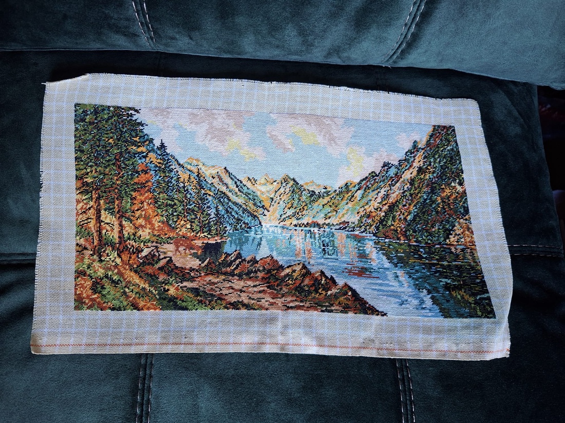 Lac montan - arte vizuale și accesorii  - imagini cu broderii - gobelin - Artynos.ro