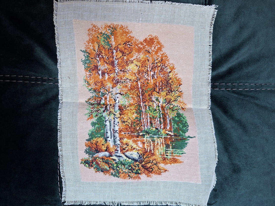 Mesteceni, toamna - arte vizuale și accesorii  - imagini cu broderii - gobelin - Artynos.ro