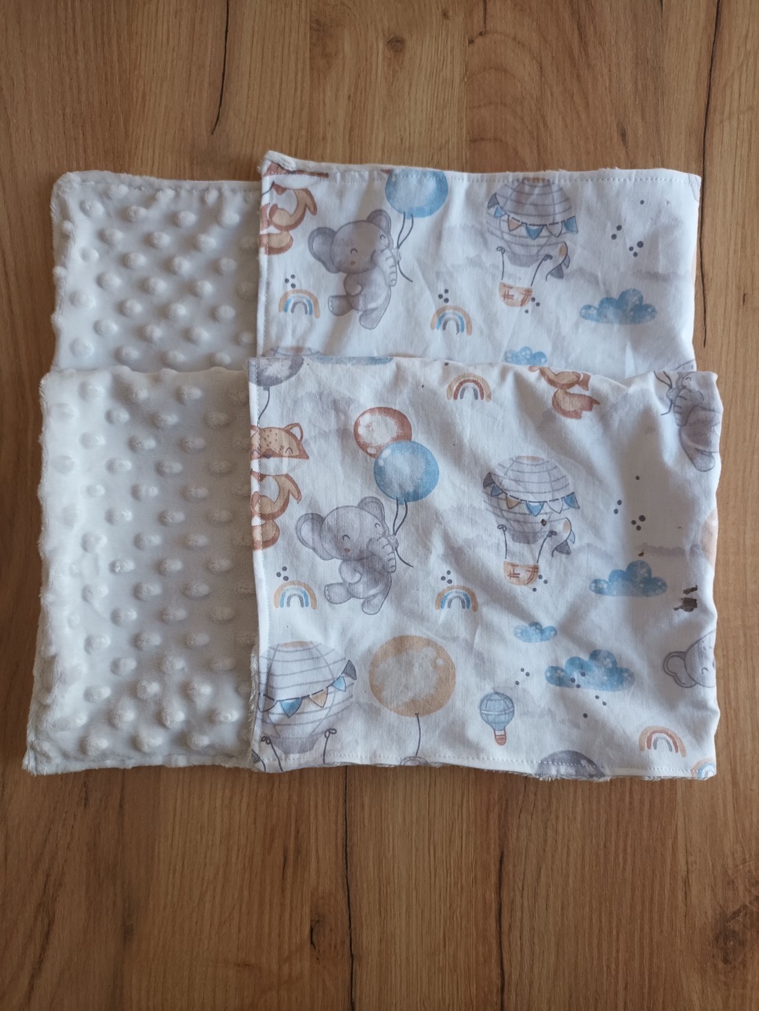 Pătură pentru bebeluși cu două fețe, cu elefanți gri -  - Artynos.ro