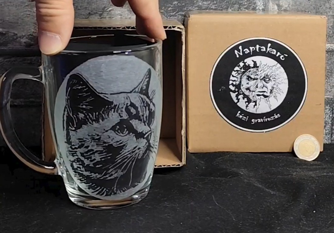 Cană de sticlă cu model de pisicuță  -  - Artynos.ro