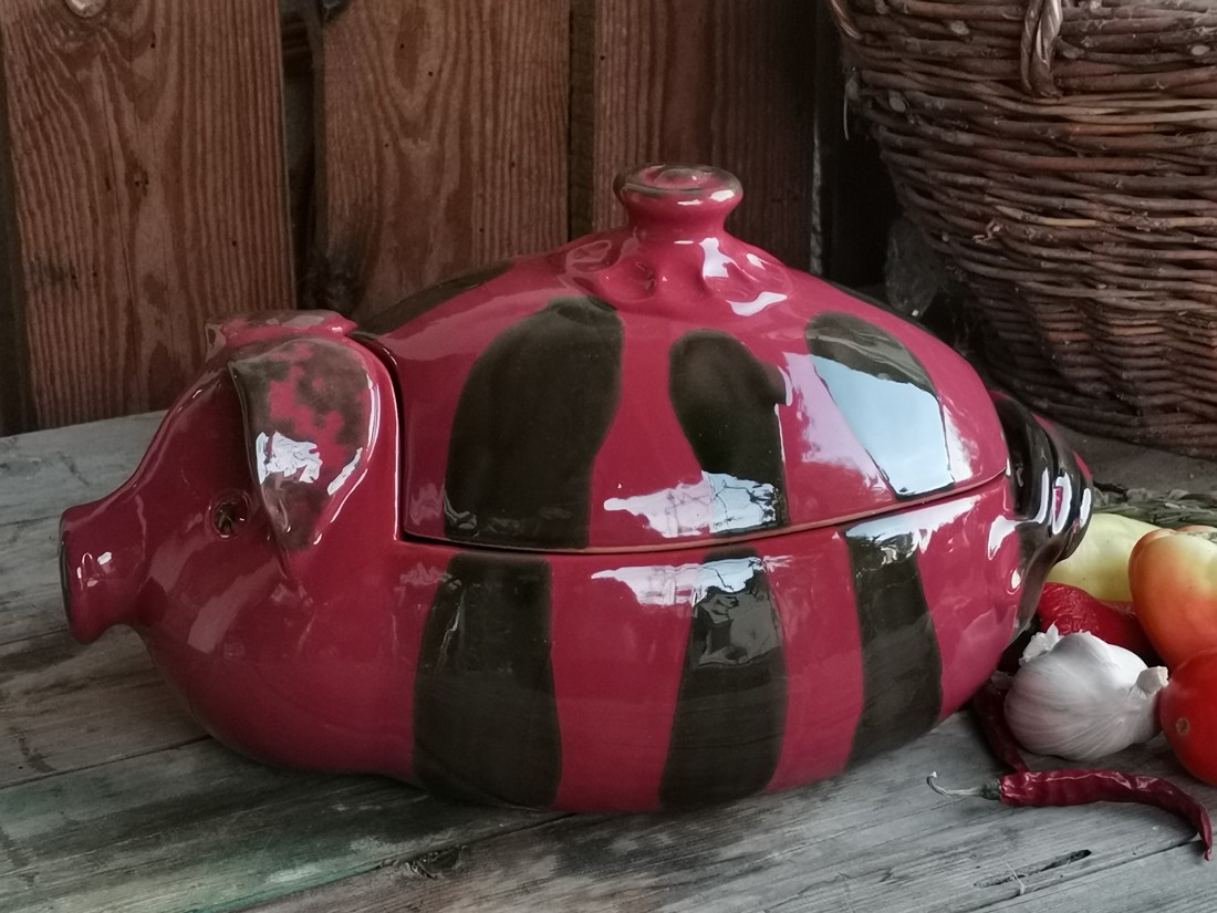 Tavă de copt în formă de porc 29cm - casă & stil de viață - accesorii pentru echipamente de bucătărie - accesorii pentru coacere și gătit - articole de gătit și de cuptor - Artynos.ro