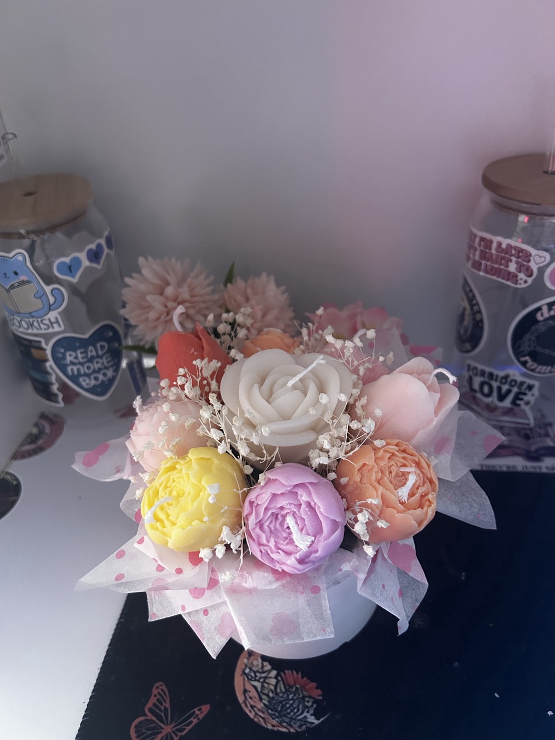 Buchet de flori cu lumânări -  - Artynos.ro