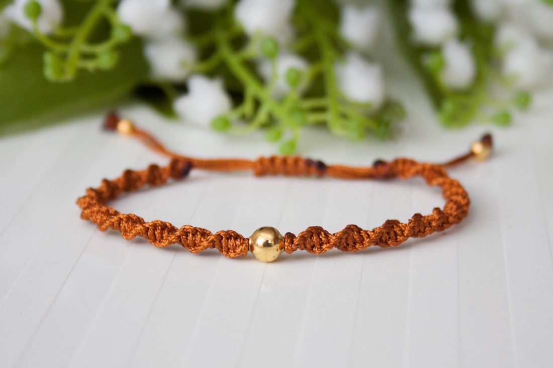 Brățară macramé împletită - Beaded twisted braid brown -  - Artynos.ro