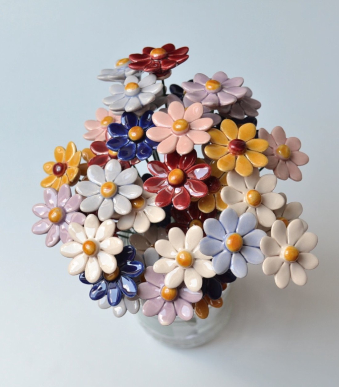 Daisy, floare din ceramică - casă & stil de viață - decorațiuni de casă - accesorii florale - flori la fir - Artynos.ro