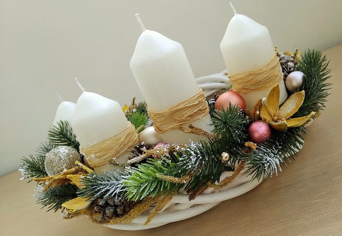 Coronita de Advent - accesorii de crăciun - decorațiuni de advent - decorațiuni de lumânări advent - Artynos.ro Coronita de Advent - accesorii de crăciun - decorațiuni de advent - decorațiuni de lumânări advent - Artynos.ro