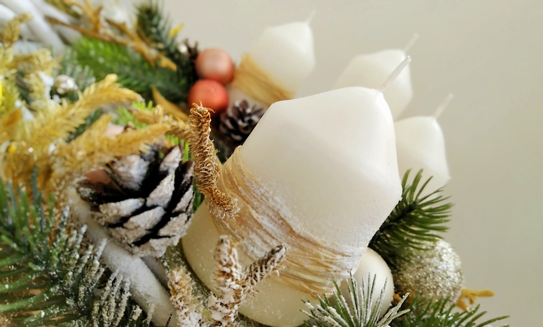 Coronita de Advent - accesorii de crăciun - decorațiuni de advent - decorațiuni de lumânări advent - Artynos.ro Coronita de Advent - accesorii de crăciun - decorațiuni de advent - decorațiuni de lumânări advent - Artynos.ro