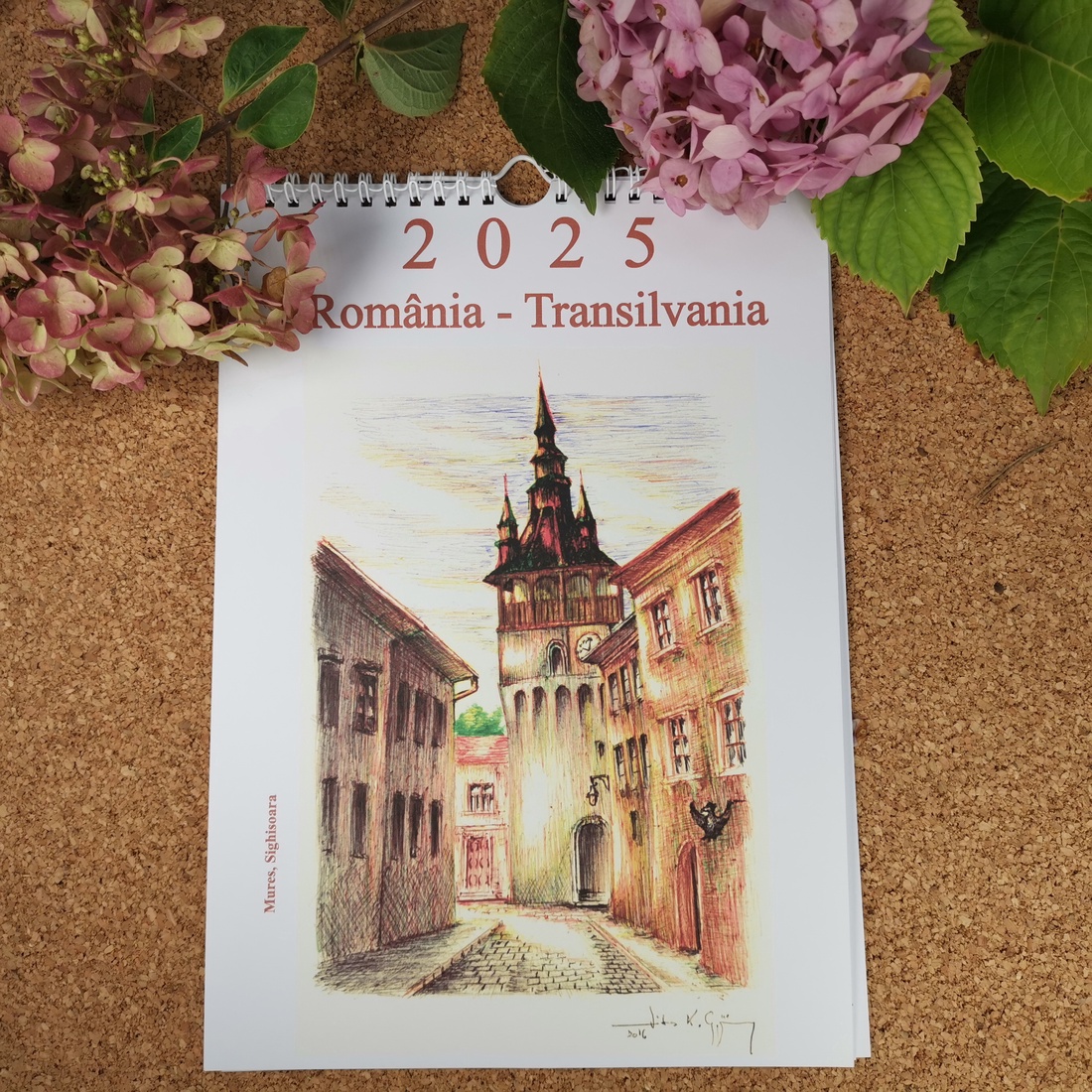 Calendar cu Grafică - Transilvania - casă & stil de viață - accesorii pentru decorat casa - decorațiuni de pereți, decorațiuni suspendate - calendar perete - Artynos.ro Calendar cu Grafică - Transilvania - casă & stil de viață - accesorii pentru decorat casa - decorațiuni de pereți, decorațiuni suspendate - calendar perete - Artynos.ro