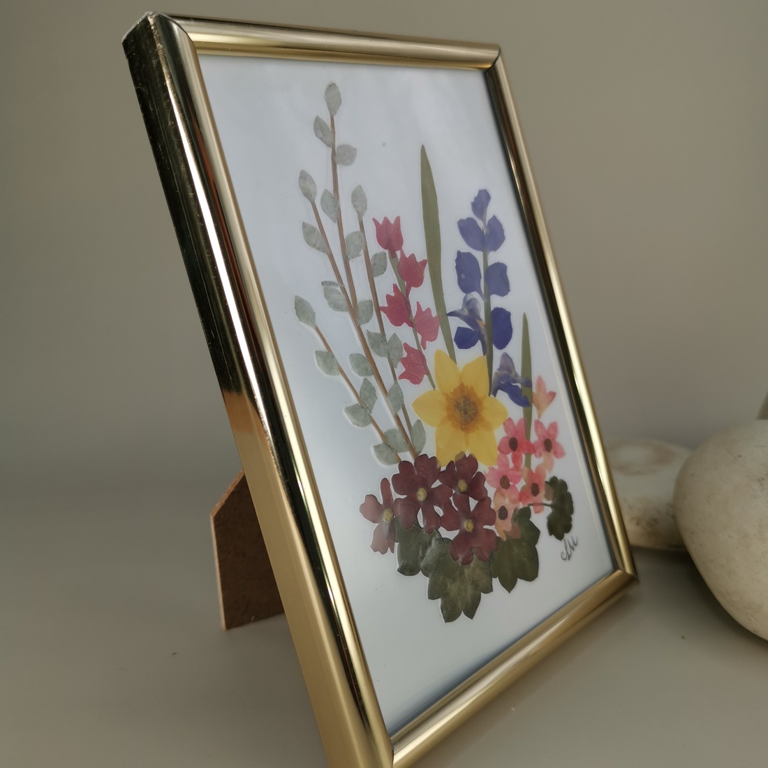 Tablou cu flori presate unicat cadou delicat unicat  - casă & stil de viață - decorațiuni de casă - decorațiuni de masă și rafturi - grădini din sticlă - Artynos.ro