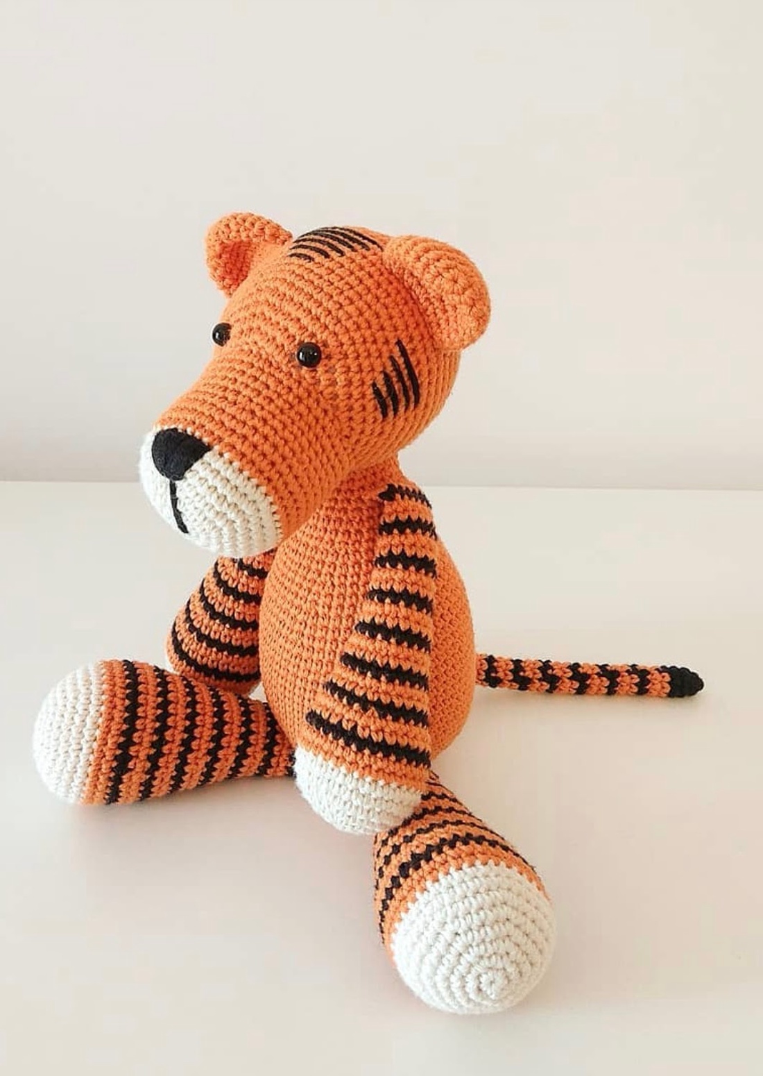 Tigru crosetat manual - jucării și echipamente pentru copii - plușuri - figurine de pluș - Artynos.ro