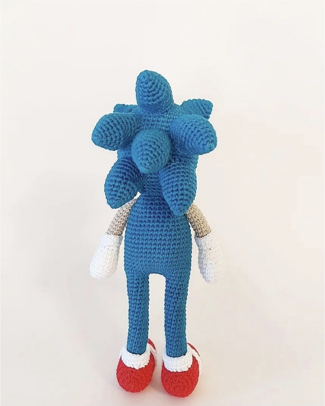 Arici crosetat manual - jucării și echipamente pentru copii - plușuri - arici de pluș - Artynos.ro