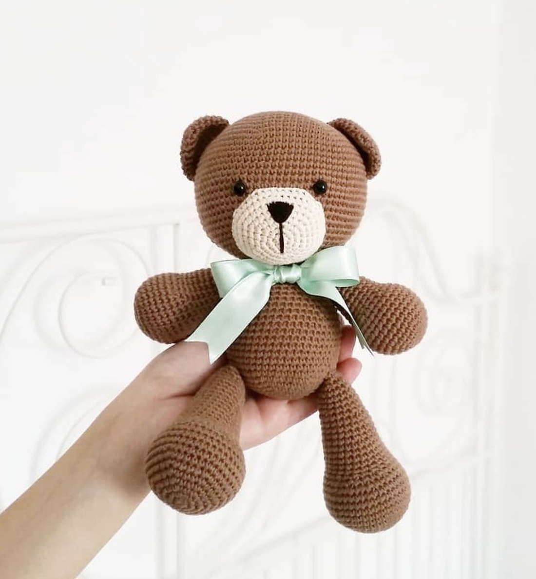 Ursulet crosetat manual - jucării și echipamente pentru copii - plușuri - ursuleț de pluș - Artynos.ro
