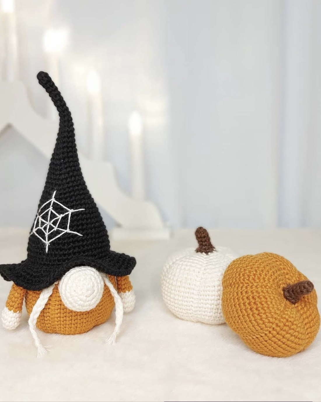 Halloween. Gnom crosetat manual - casă & stil de viață - decorațiuni de casă - halloween - tot ce ai nevoie de o petrecere! - figurine de halloween - Artynos.ro