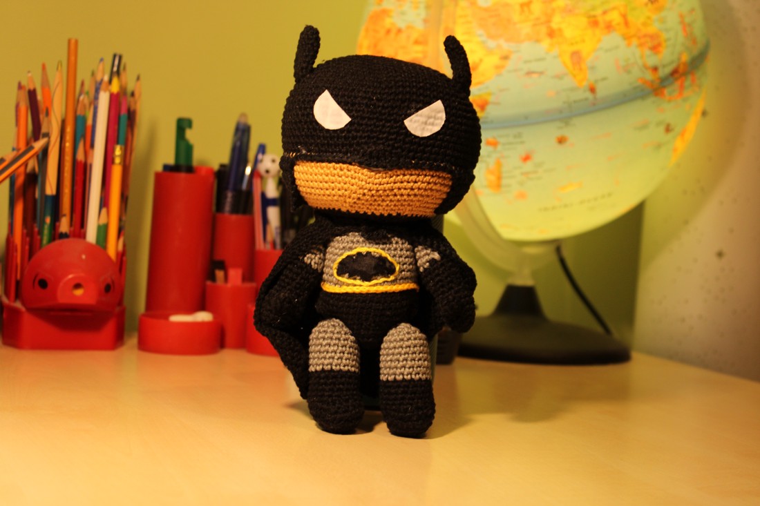 Batman supererou croșetat figura - - Artynos.ro Batman supererou croșetat figura - - Artynos.ro