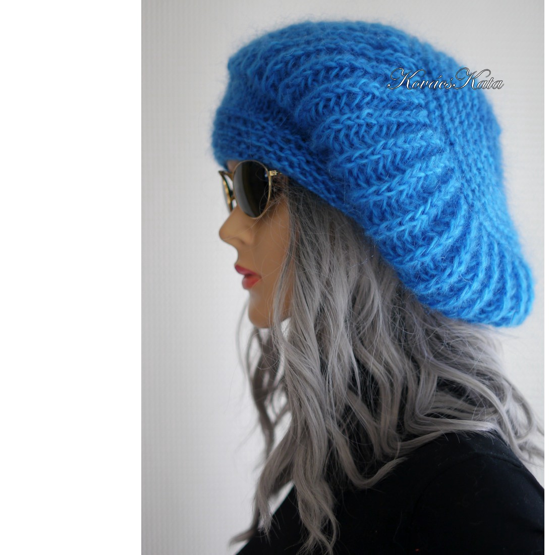 BORBÁLA / albastru cobalt - bască, beretă exclusiv tricotată manual din mohair - îmbrăcăminte și modă - eșarfe, pălării, fularuri - căciulă - Artynos.ro