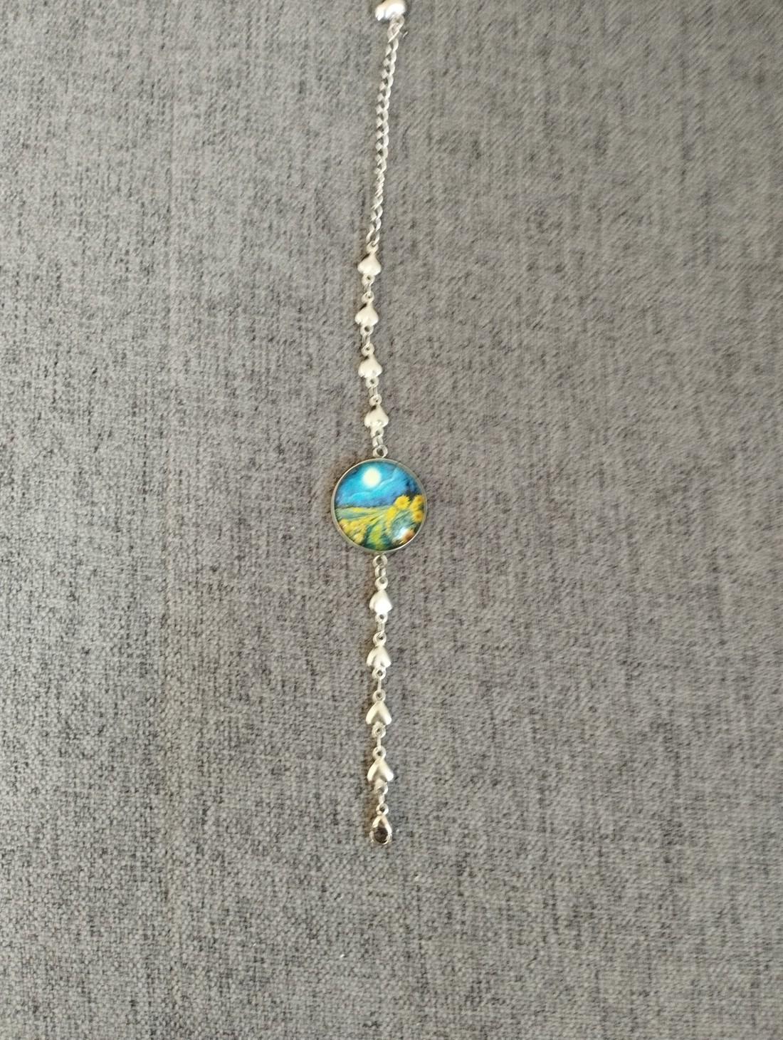 Lentile de sticlă inspirate de Van Gogh, brățară medicală din oțel - - Artynos.ro Lentile de sticlă inspirate de Van Gogh, brățară medicală din oțel - - Artynos.ro
