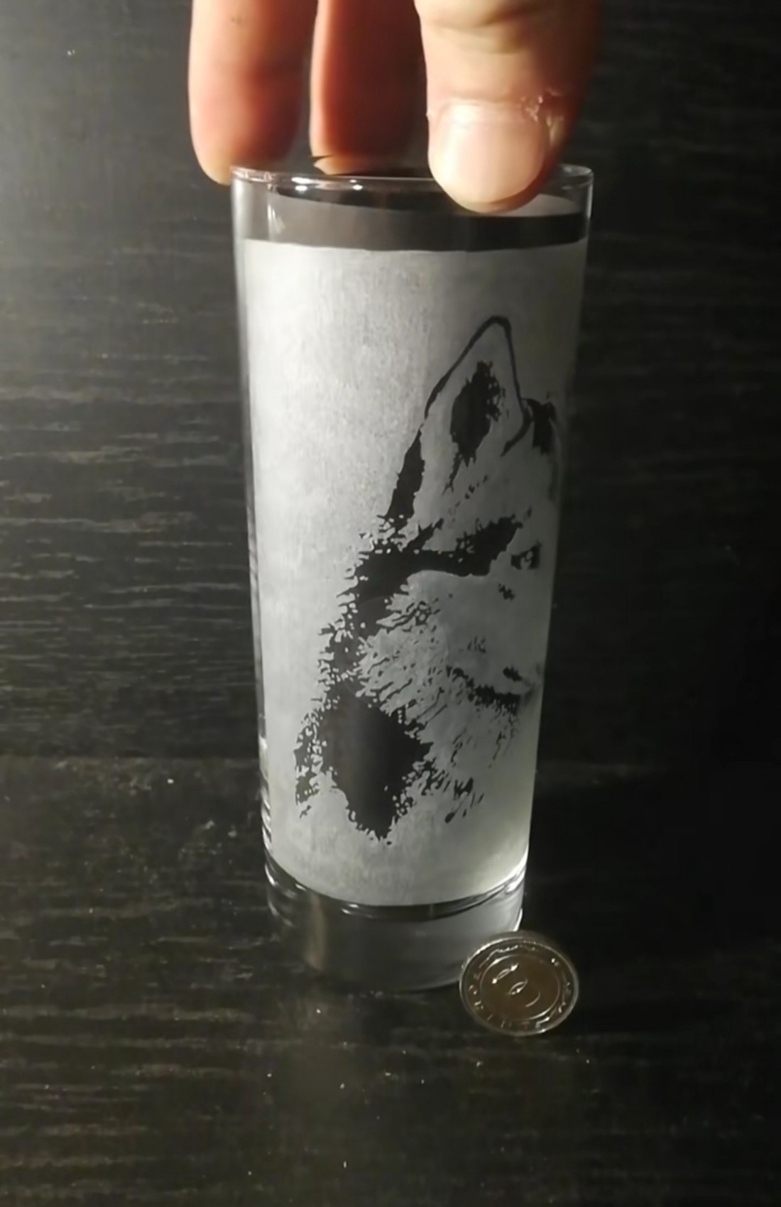 Pahar cu model Husky, gravat manual  -  - Artynos.ro