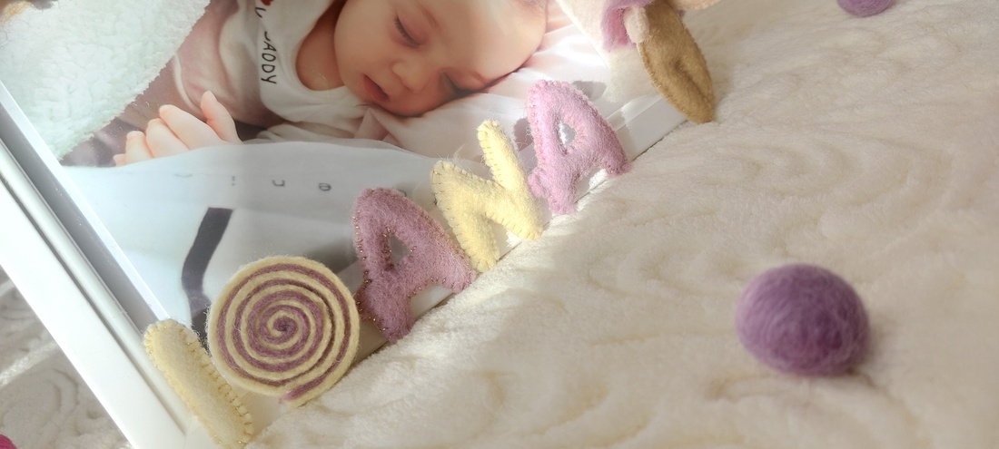 Rama foto personalizata pentru copii Fetita de inghetata - casă & stil de viață - echipament pentru camera copiilor - tablouri de cameră pentru copii - Artynos.ro Rama foto personalizata pentru copii Fetita de inghetata - casă & stil de viață - echipament pentru camera copiilor - tablouri de cameră pentru copii - Artynos.ro