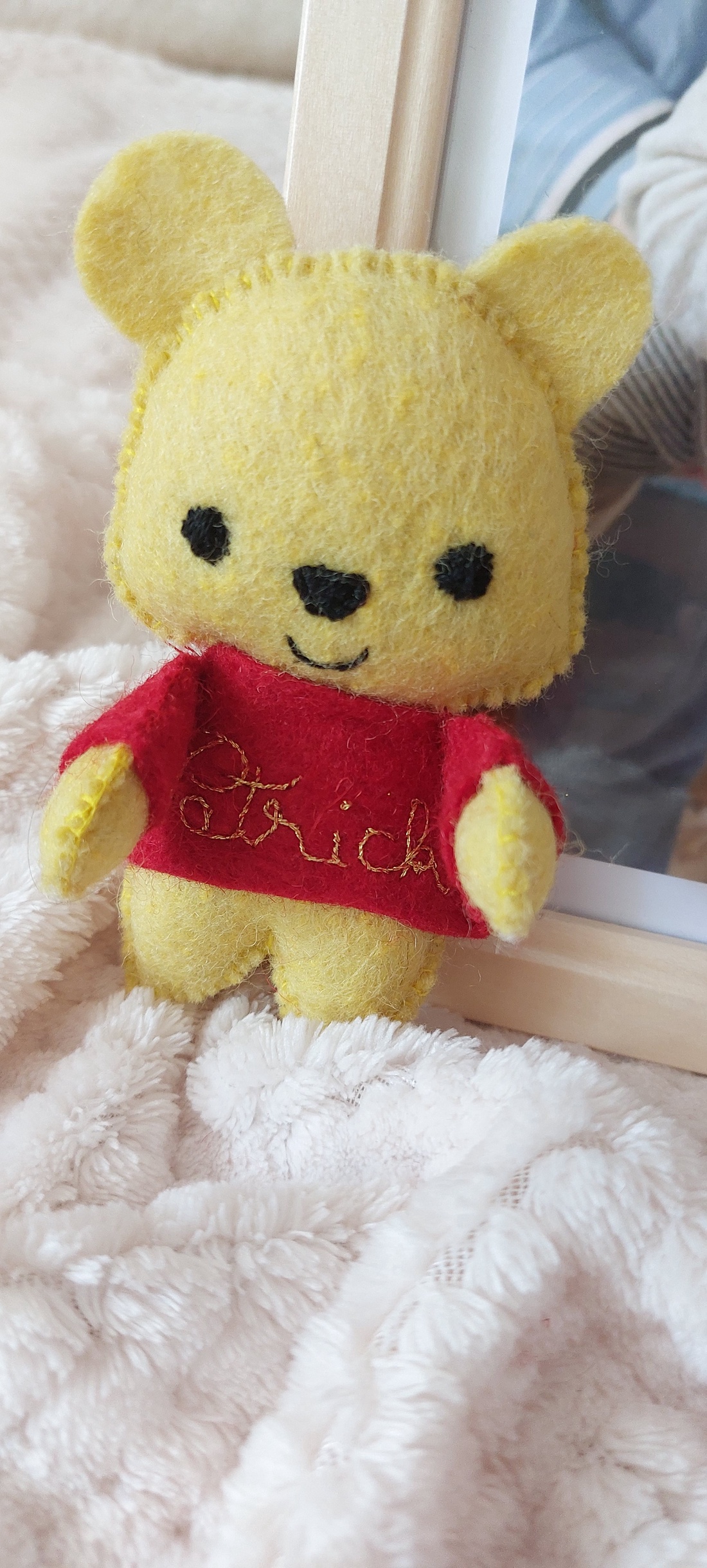Rama foto personalizata pentru copii Winnie the Pooh - casă & stil de viață - echipament pentru camera copiilor - tablouri de cameră pentru copii - Artynos.ro Rama foto personalizata pentru copii Winnie the Pooh - casă & stil de viață - echipament pentru camera copiilor - tablouri de cameră pentru copii - Artynos.ro