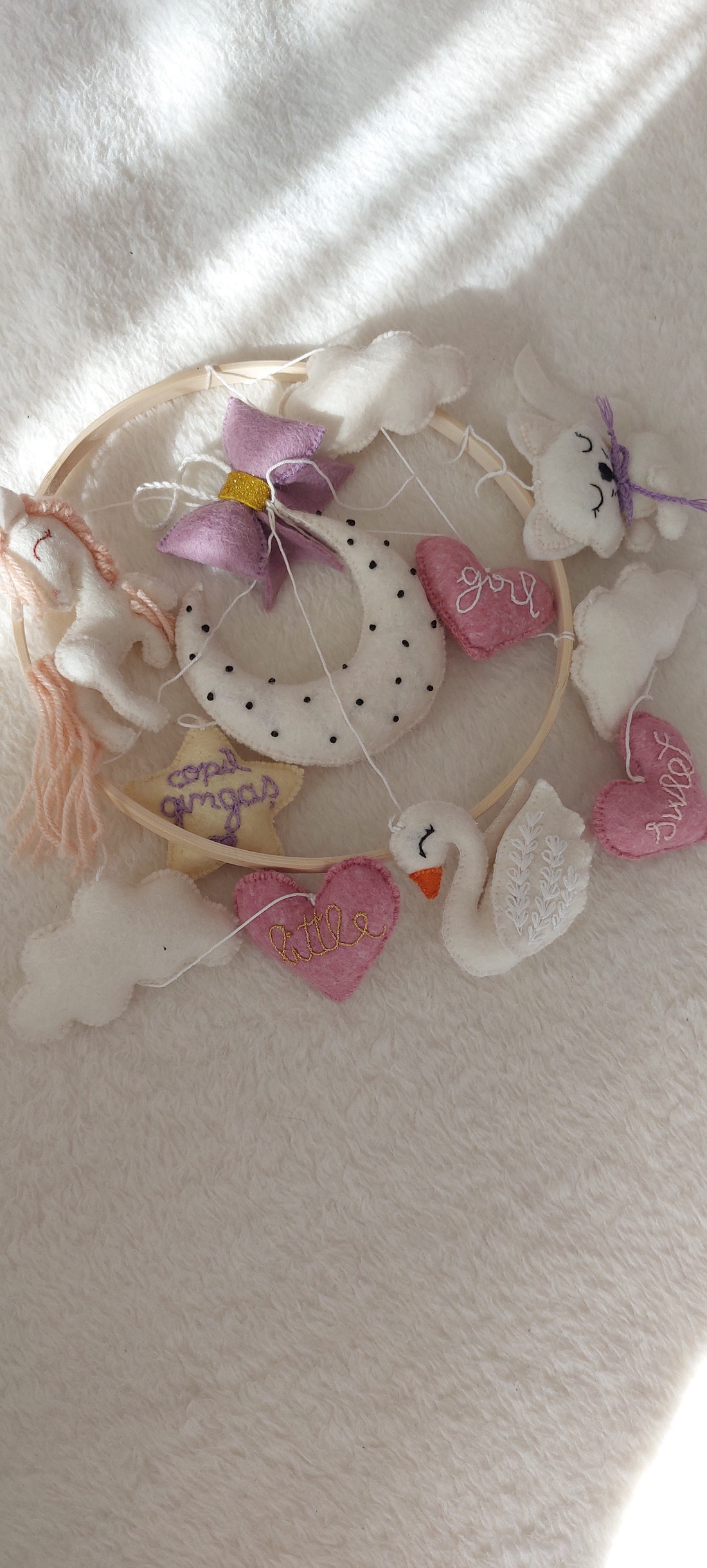 Carusel bebelusi Little wonders Carusel mobil Carusel handmade - casă & stil de viață - echipament pentru camera copiilor - decorațiuni pentru camera copilului - Artynos.ro