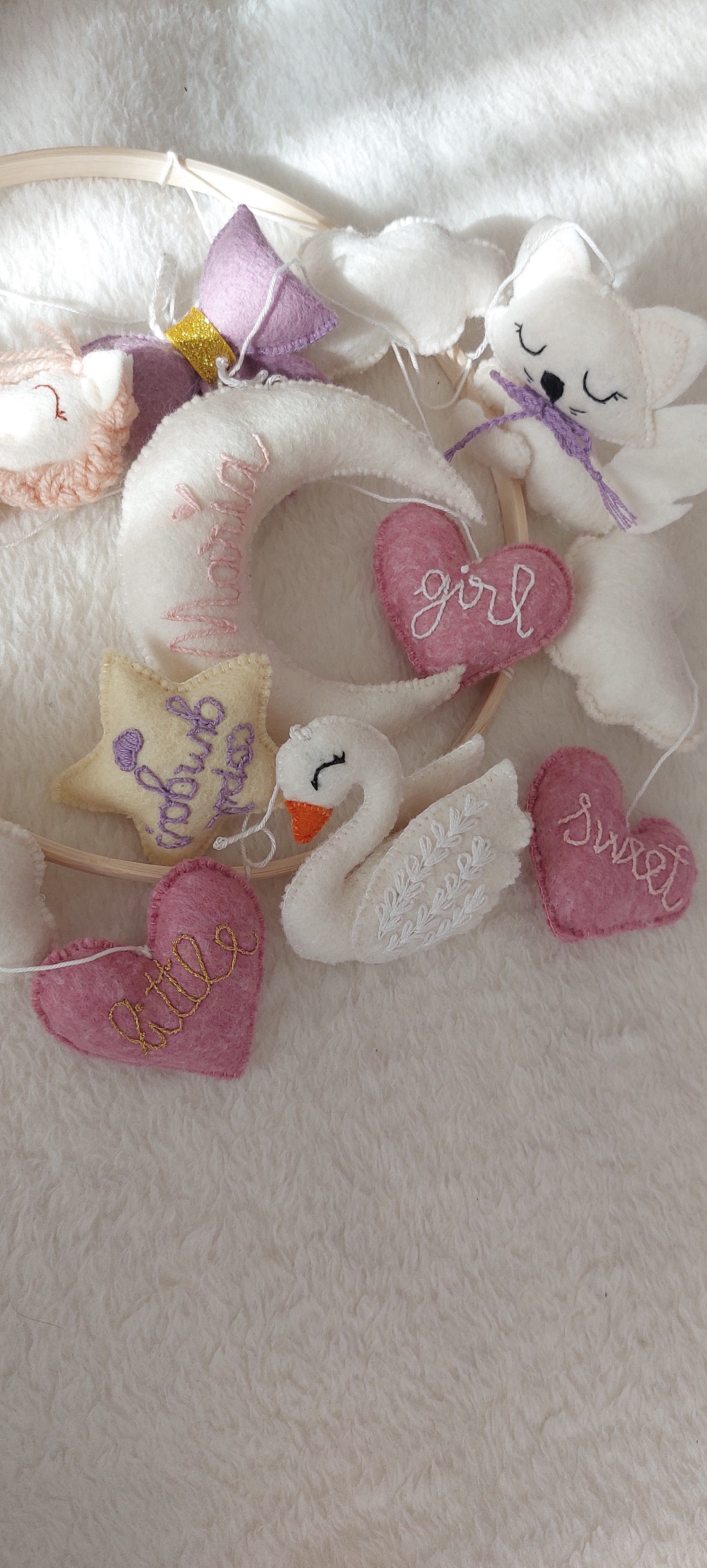 Carusel bebelusi Little wonders Carusel mobil Carusel handmade - casă & stil de viață - echipament pentru camera copiilor - decorațiuni pentru camera copilului - Artynos.ro