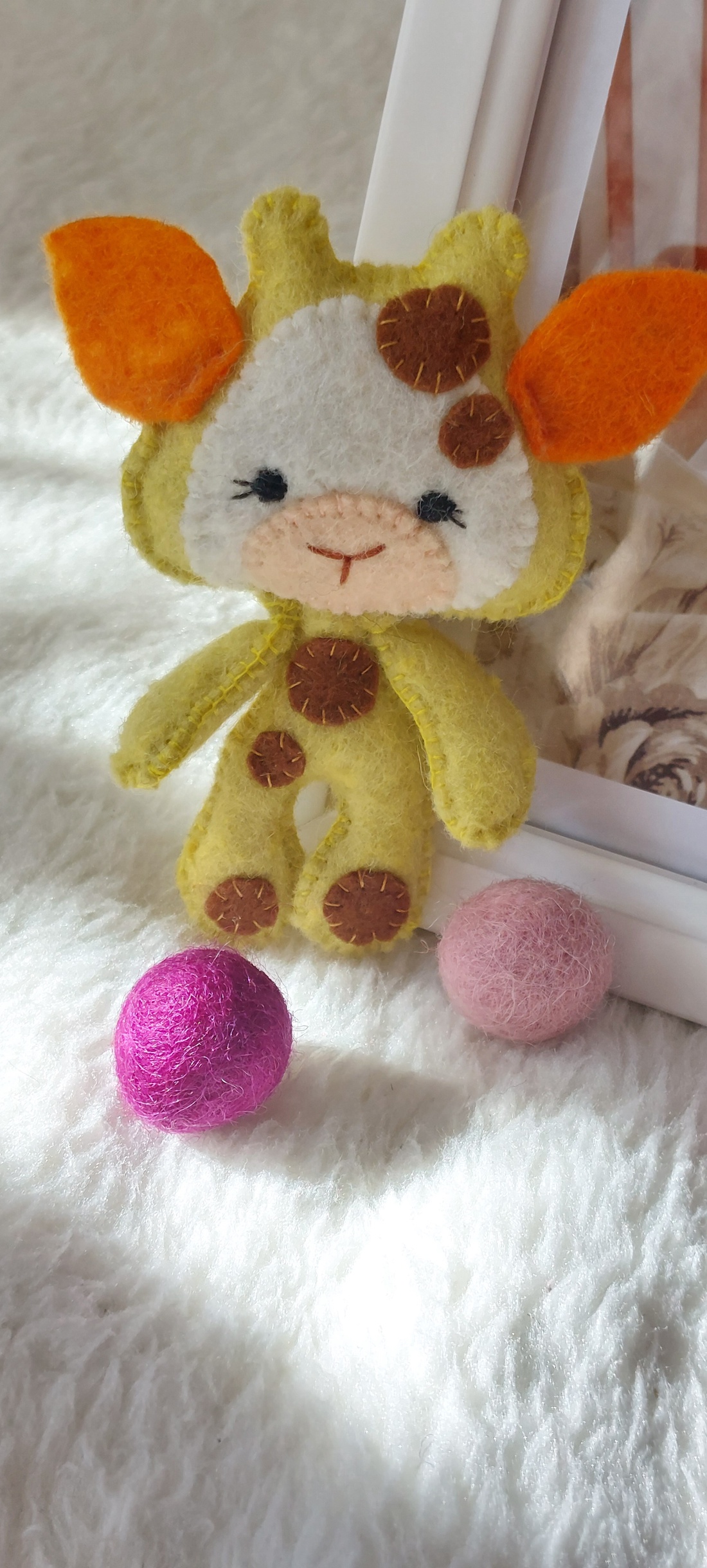Rama foto personalizata pentru copii Little giraffe - casă & stil de viață - echipament pentru camera copiilor - tablouri de cameră pentru copii - Artynos.ro Rama foto personalizata pentru copii Little giraffe - casă & stil de viață - echipament pentru camera copiilor - tablouri de cameră pentru copii - Artynos.ro