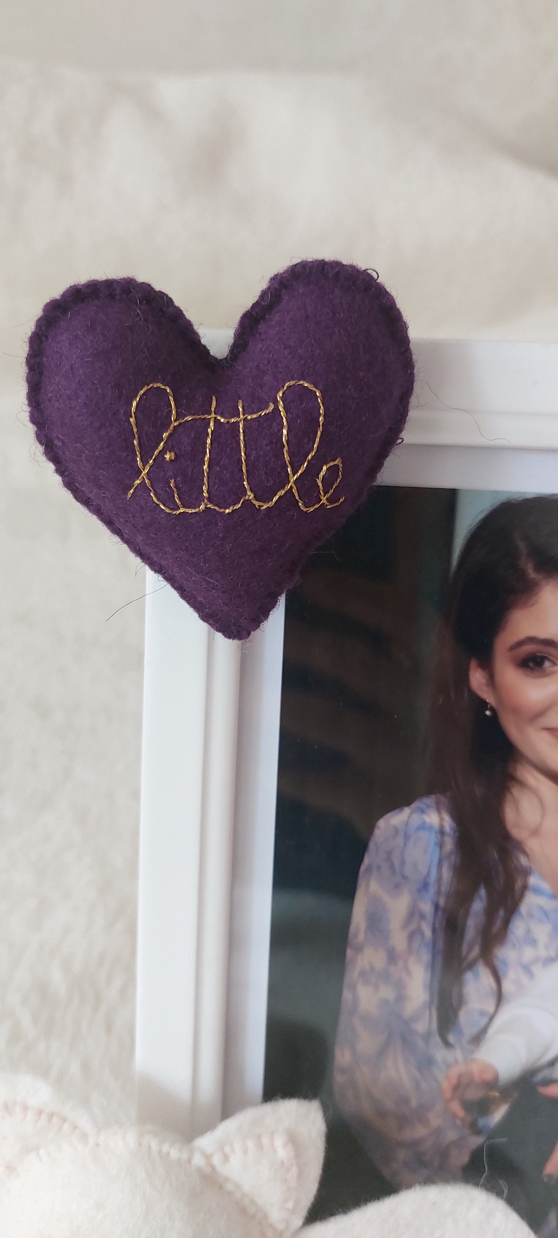 Rama foto personalizata pentru copii Pisicuta Aristocrata - casă & stil de viață - echipament pentru camera copiilor - tablouri de cameră pentru copii - Artynos.ro Rama foto personalizata pentru copii Pisicuta Aristocrata - casă & stil de viață - echipament pentru camera copiilor - tablouri de cameră pentru copii - Artynos.ro