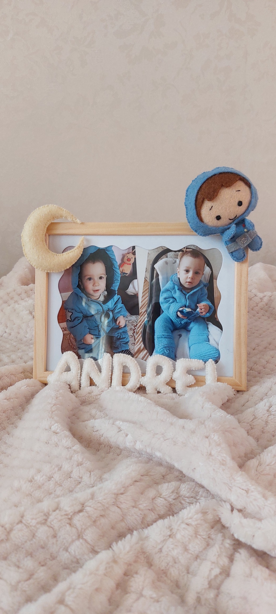 Rama foto personalizata pentru copii Micul Astronaut - casă & stil de viață - echipament pentru camera copiilor - tablouri de cameră pentru copii - Artynos.ro Rama foto personalizata pentru copii Micul Astronaut - casă & stil de viață - echipament pentru camera copiilor - tablouri de cameră pentru copii - Artynos.ro