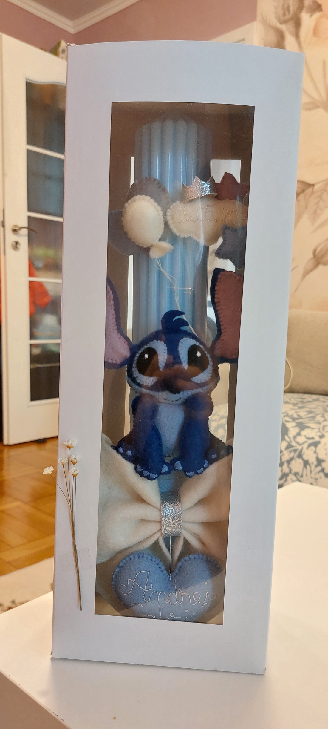 Lumanare botez handmade premium. Lumanare botez personalizata. Lumanare botez baietel. Lumanare botez fetita. Stitch - jucării și echipamente pentru copii - daruri de botez - Artynos.ro