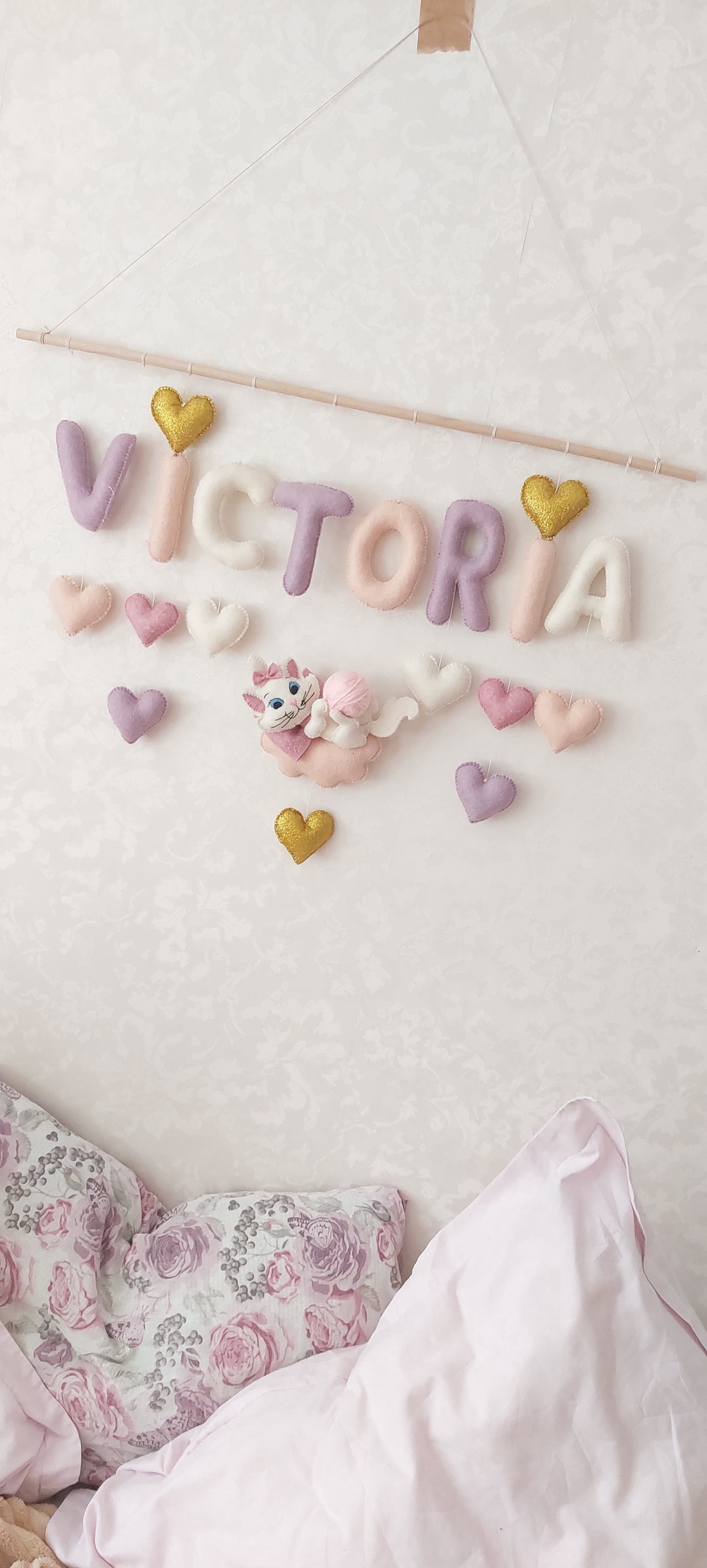 Ghirlanda personalizata cu nume pentru camera copiilor. Cadouri pentru copii. Decoratiuni handmade.Jucarii personalizate - casă & stil de viață - echipament pentru camera copiilor - decorațiuni de cameră - Artynos.ro