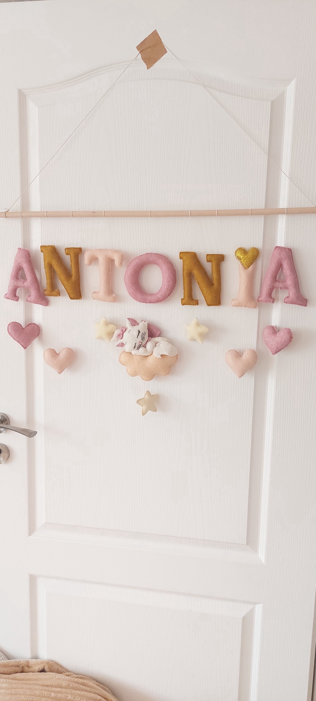 Ghirlanda personalizata cu nume pentru camera copiilor. Cadouri pentru copii. Decoratiuni handmade.Jucarii personalizate - casă & stil de viață - echipament pentru camera copiilor - decorațiuni de cameră - Artynos.ro
